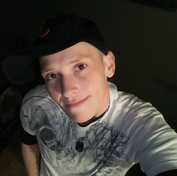 Meet your Posher, Shera - Picture 1 of 1